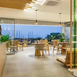 https://savus-boutique-hotel.rethymnohotels.net