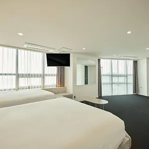 uh-suite-the-haeundae-busan.busan-hotelsweb.com/