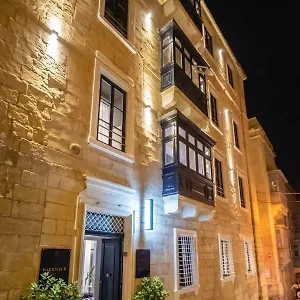 The Barrister La Valette