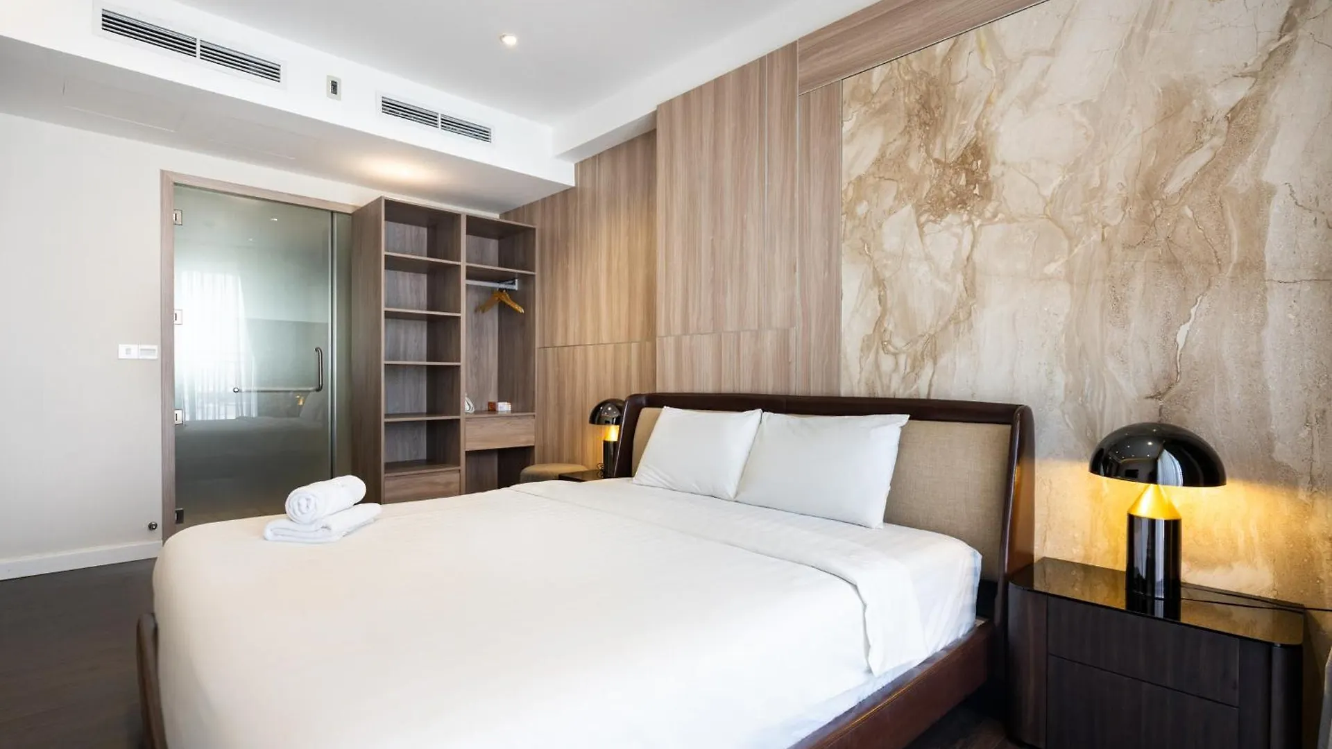 Rem Rivergate Garden Pool Signature - Free 4G Sim For 3 Nights Booking Πόλη Χο Τσι Μινχ 0*,  Βιετνάμ