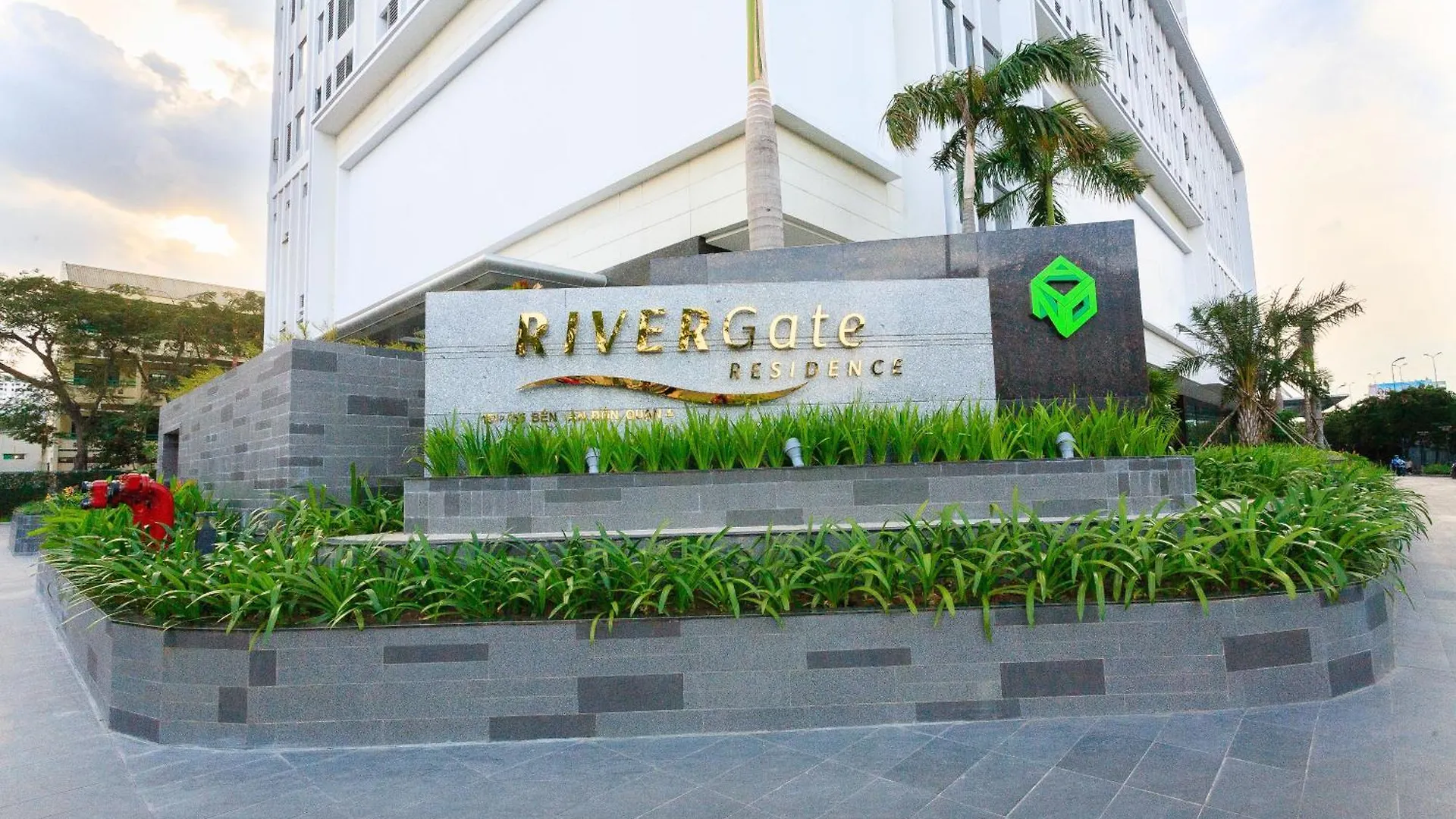 Rem Rivergate Garden Pool Signature - Free 4G Sim For 3 Nights Booking Thành Pho Ho Chí Minh
