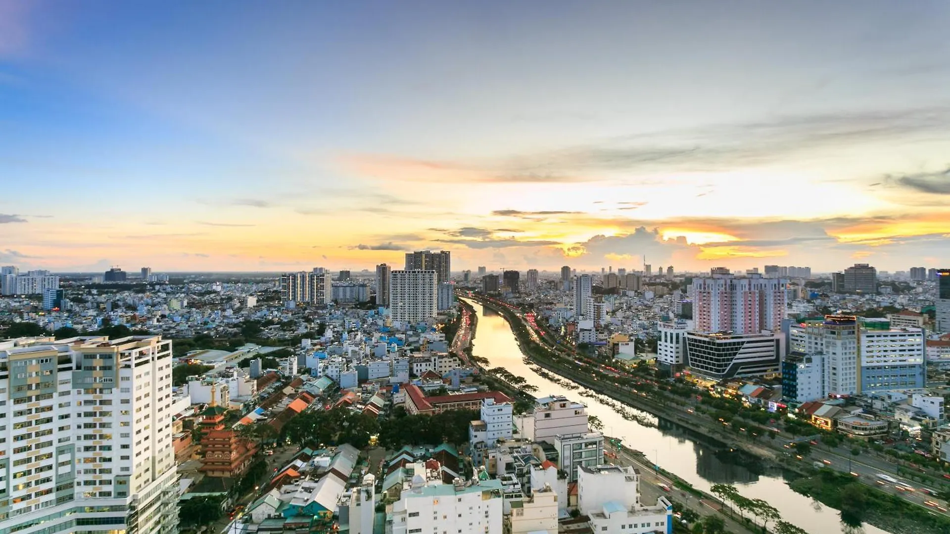 Rem Rivergate Garden Pool Signature - Free 4G Sim For 3 Nights Booking Thành Pho Ho Chí Minh Aparthotel